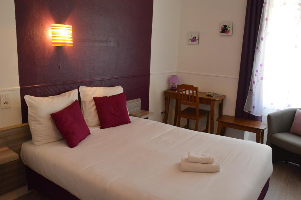 Hotel De La Colombiere Chalon-sur-Saône Kültér fotó